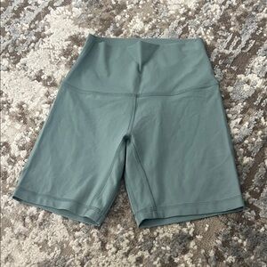 lululemon athletica High-Rise Bike Shorts in Sage Green